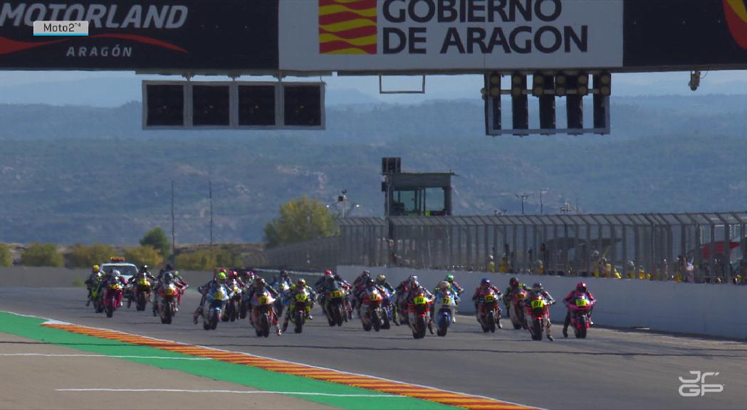 Xavi Cardelús celebra dos tercers llocs a l'Europeu de Moto2 al circuit Motorland