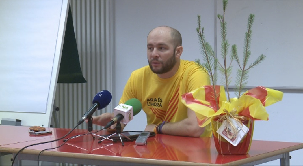 L´Assemblea Nacional Catalana organitzarà una V amb espelmes a la plaça del Poble