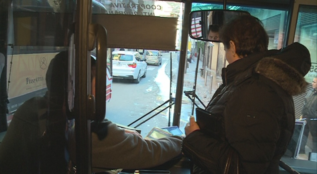 L'USdA se suma a la denúncia per les hores excessives al volant dels conductors d'autobusos