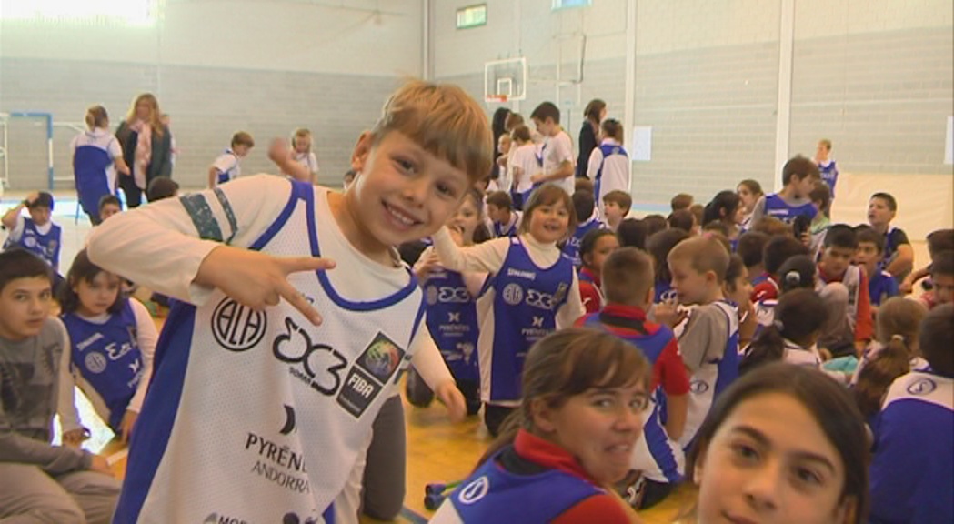 Jornada de bàsquet dedicada als més petits amb el 3x3 at school