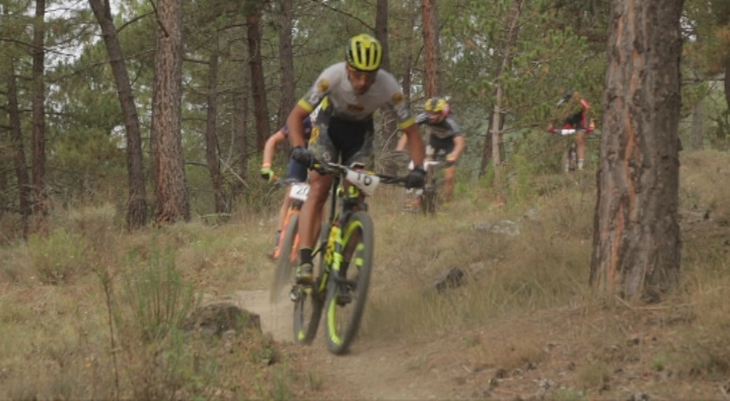 La pluja i el fred, protagonistes a la segona etapa de la Catalunya Bike Race