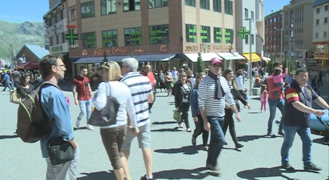 Malgrat la baixa afluència, la Braderie tanca amb bones sensacions de cara a l'estiu