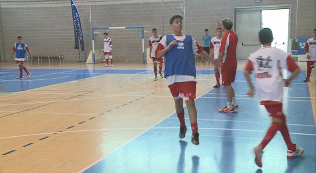 El Campus Carles Riba de futbol sala escalfa motors