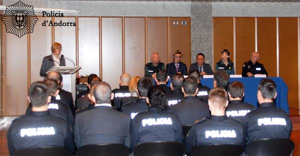 20 caporals de la Policia participen en un taller sobre habilitats directives