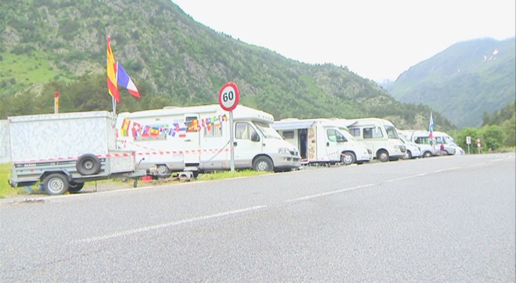 Els aficionats comencen a agafar posicions a Arcalís per al Tour de França