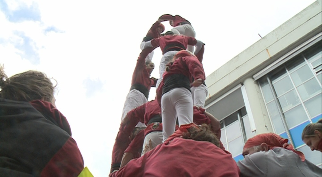 Més d'un centenar de participants en la primera diada de l'any dels Castellers d'Andorra