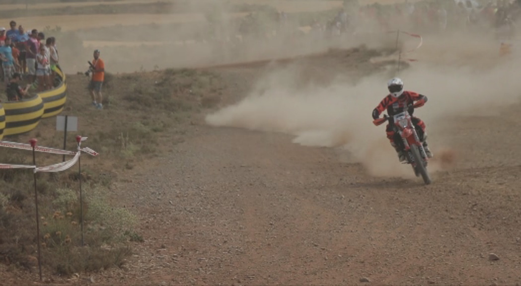 Cristian España formalitza la participació al Dakar