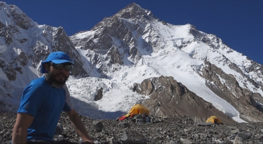 Domi Trastoy prepara l'ascens al camp 2 del Makalu