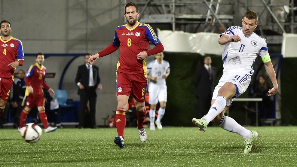 La selecció cau 0-3 davant una Bòsnia molt superior