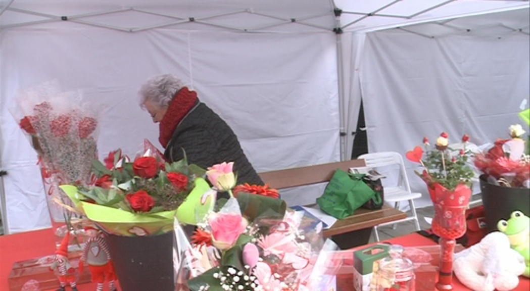 Sant Julià celebra la Fira dels enamorats