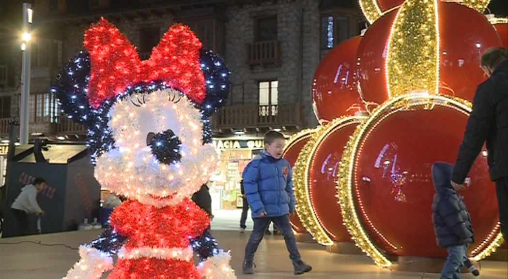 Escaldes-Engordany es vesteix de Nadal amb l'encesa de l'enllumenat