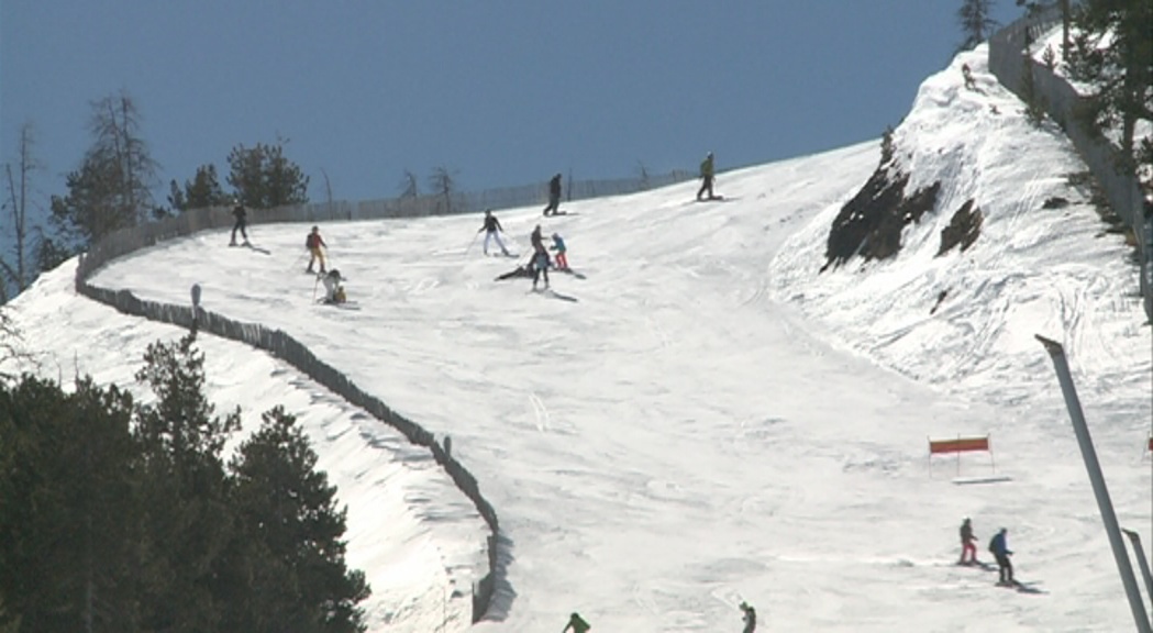 Les estacions acomiaden la temporada amb molta neu i un fi de festa ple d'activitats