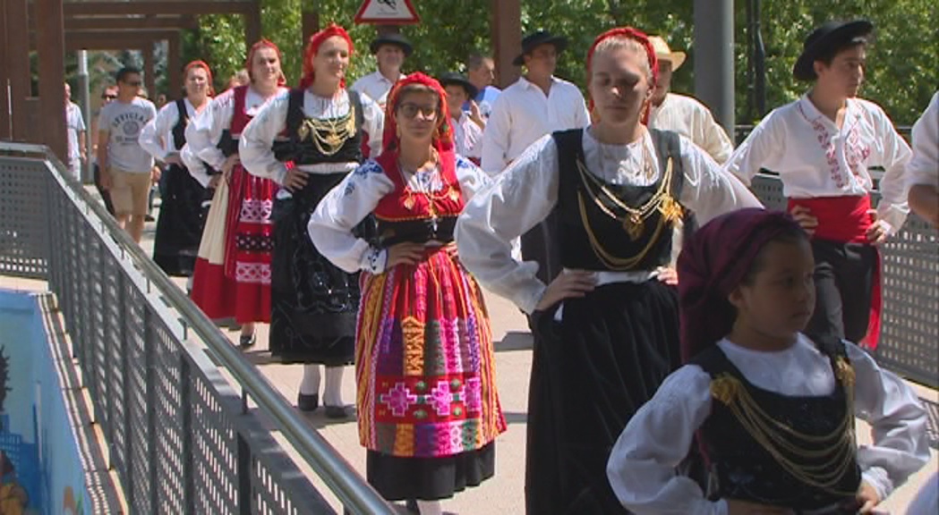 Tarda de folklore amb l'associació Alto Minho