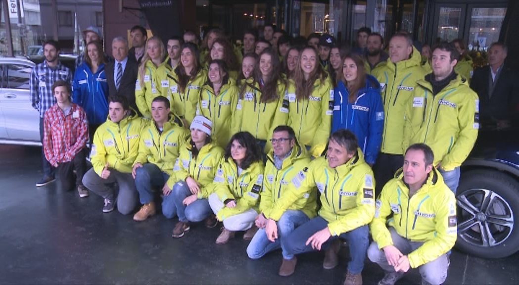 La FAE celebra el Nadal amb una foto de família i desitjos per al 2016