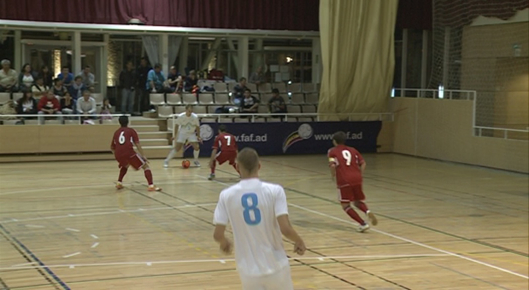 Derrota contundent de la selecció de futbol sala per 0 a 8, ahir,