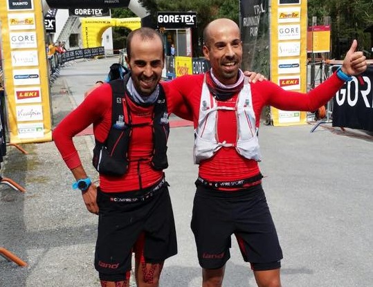 Els germans Casal, líders de la Transalpine Run després de guanyar una nova etapa