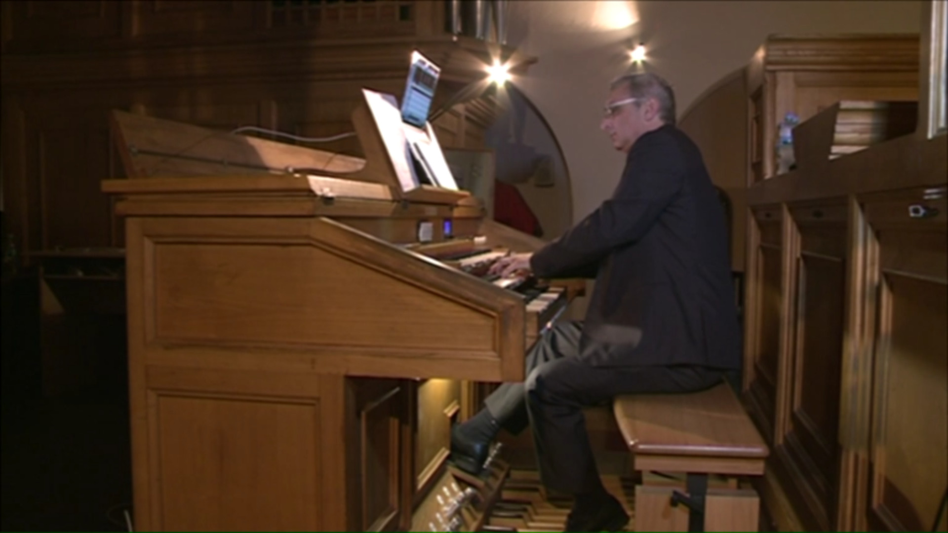 "El jardí suspès", original obertura del Festival Internacional d'Orgue