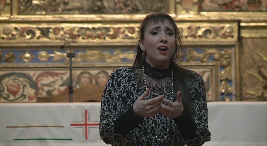 Concert solidari de Mans Unides amb la soprano Jonaina Salvador