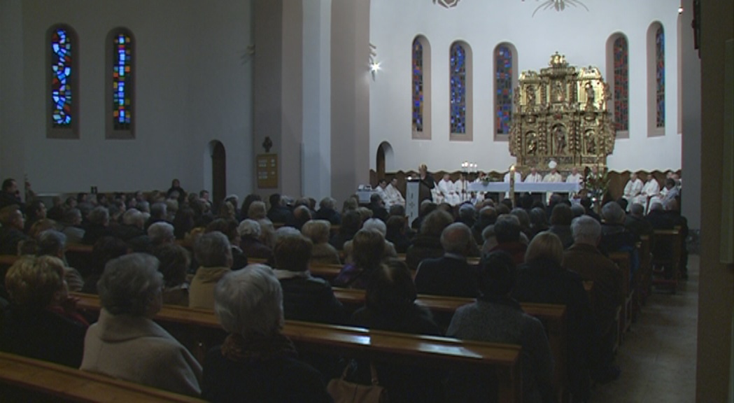 Darrer comiat multitudinari a mossèn Blai Fortuny