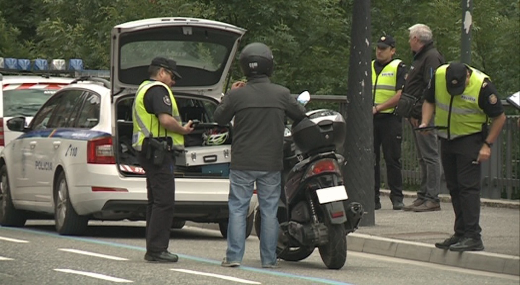 Detingut un motorista després de patir un accident i donar positiu per alcohol