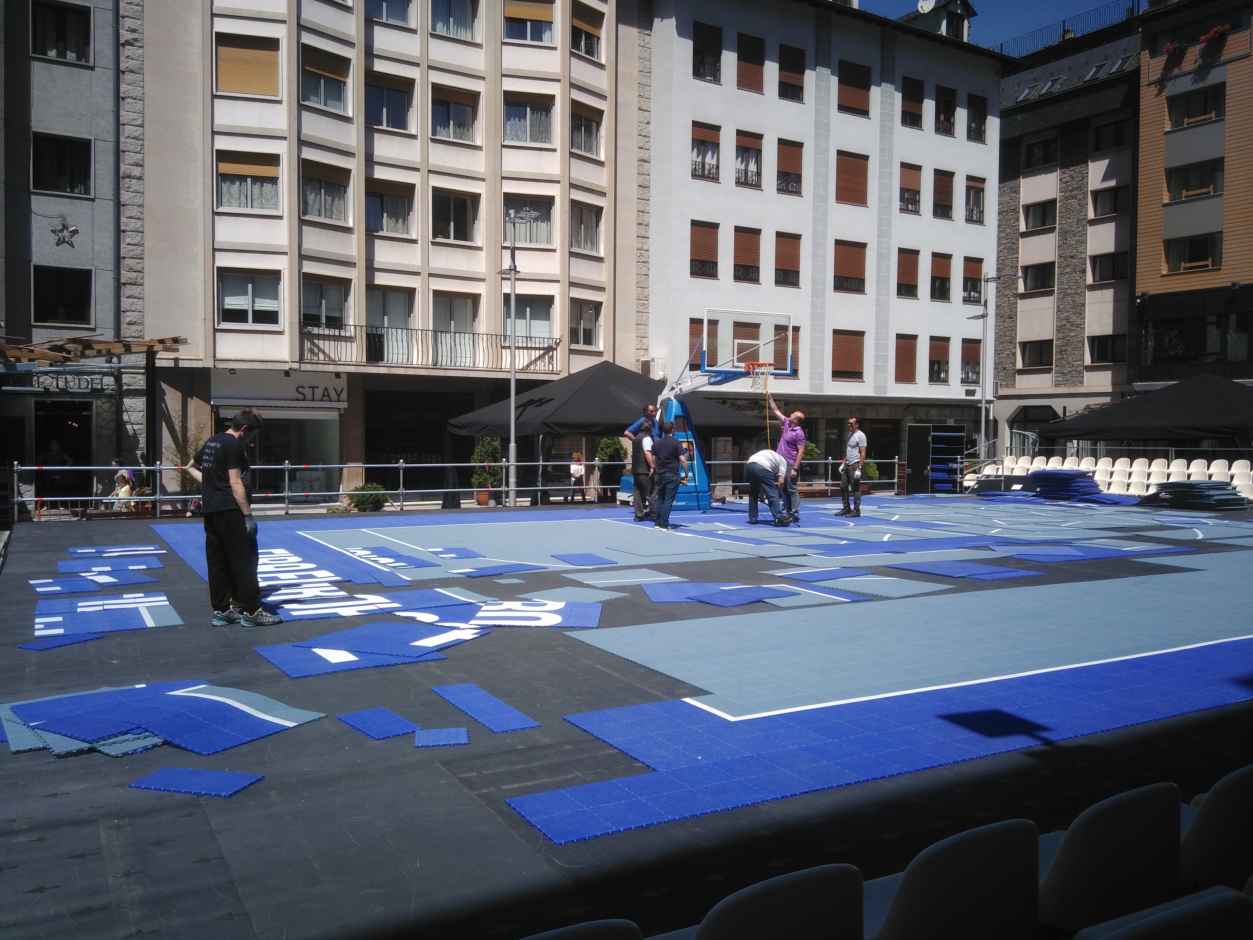 Escaldes-Engordany es transforma per a l'Europeu de bàsquet 3x3