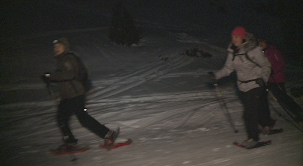 Sortides nocturnes a la neu per gaudir de la lluna plena