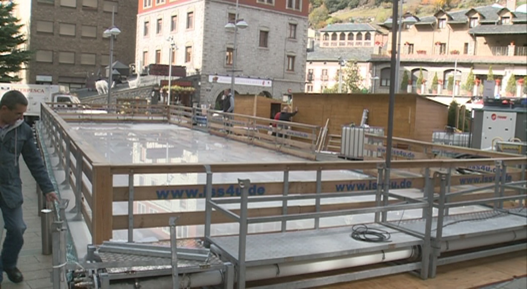 La pista de gel de plaça Rebés s'inaugura dissabte