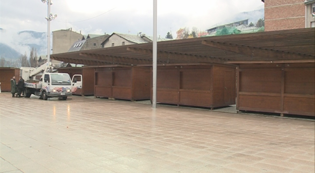 La plaça de les Fontetes es prepara pel mercat de Nadal