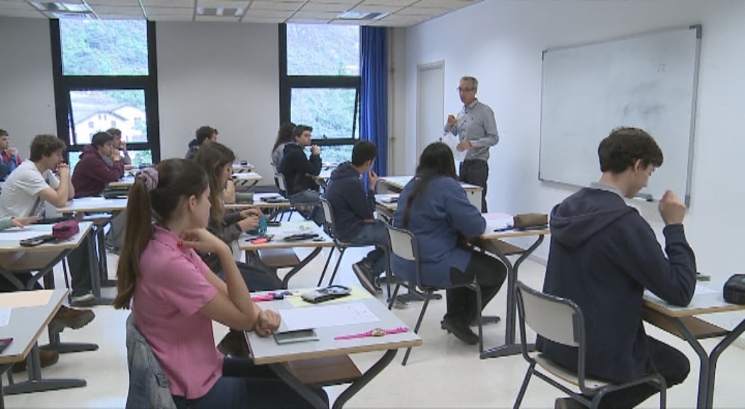 151 estudiants s'enfronten a la POB