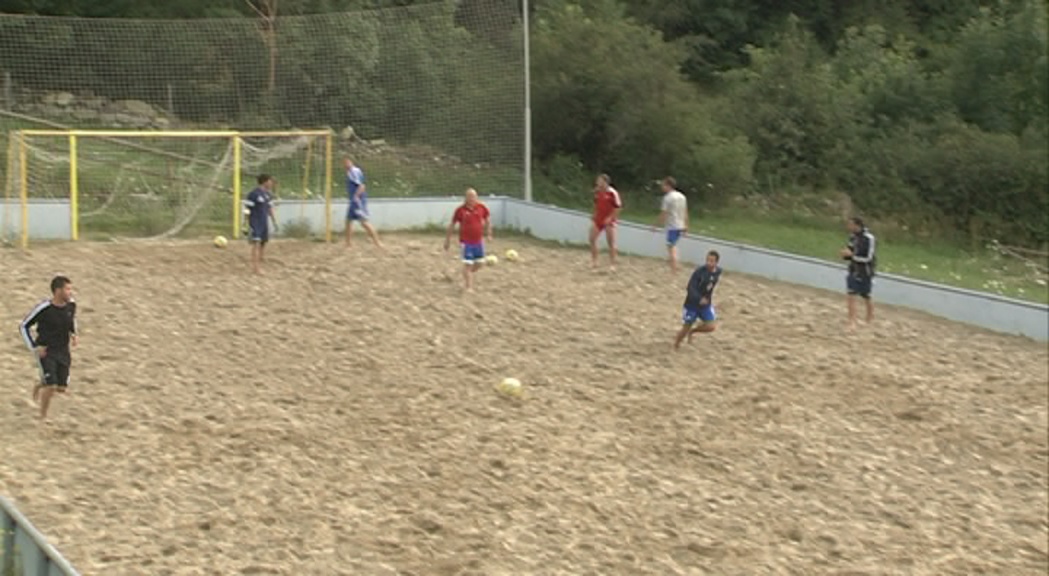 La selecció de futbol platja s'entrena intensament per a l'Europeu B d'Hongria