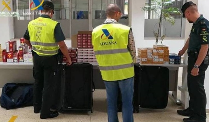 La guàrdia civil intervé prop d'11.500 paquets de tabac de contraban
