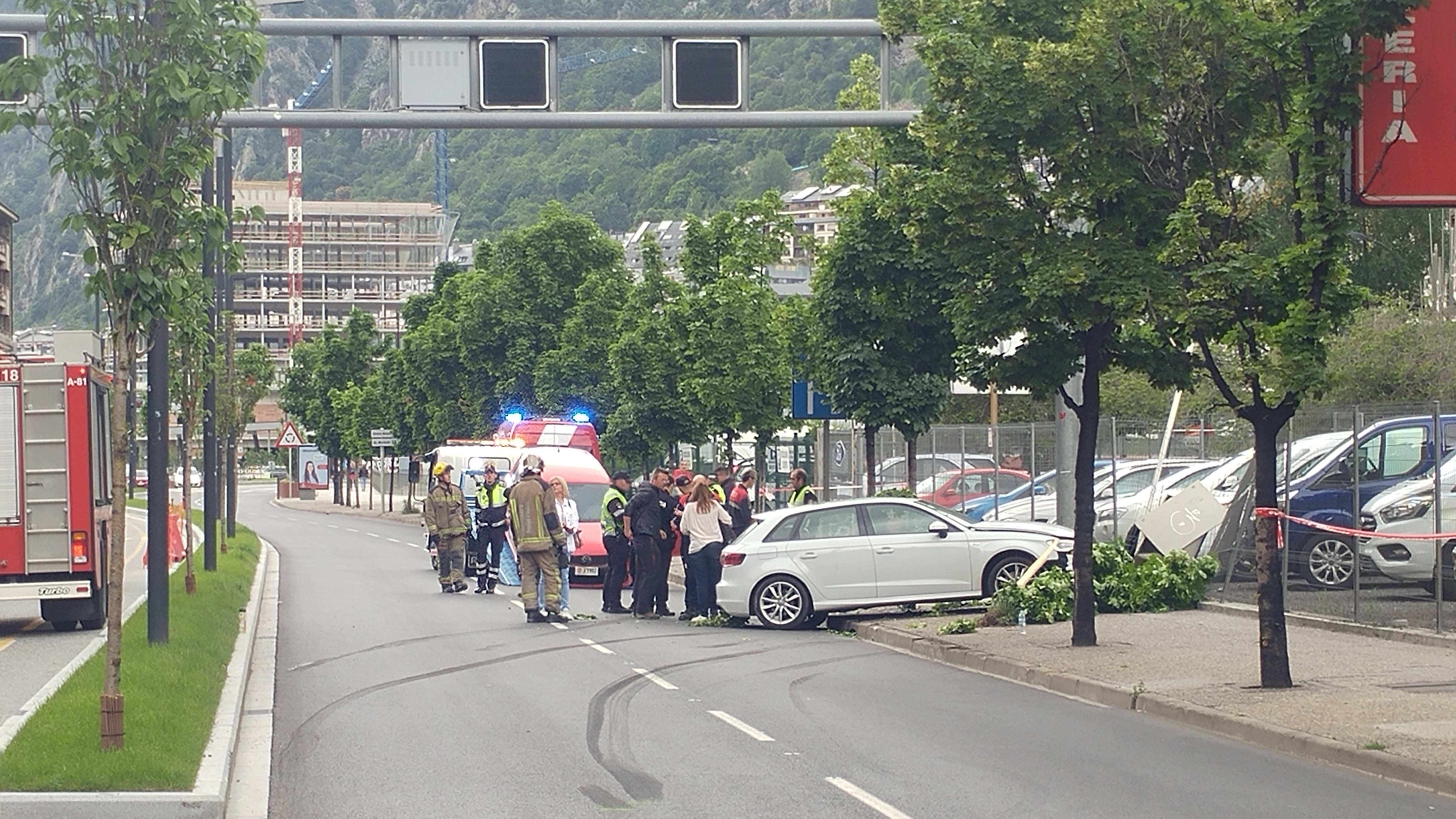 Restablerta la circulació a l'avinguda Tarragona després de l'accident d'aquesta tarda