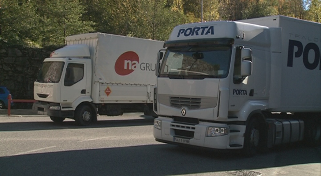 Els transportistes reclamen les mateixes exigències per a les empreses espanyoles