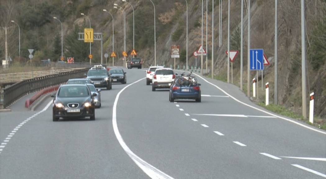 La sortida esglaonada evita les retencions en el darrer dia de Setmana Santa