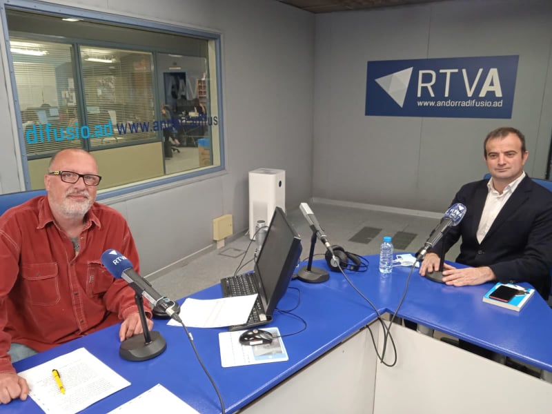 Calaix de sastre amb el Dr. Jordi Serrano coordinador de les jornades de salut planetària