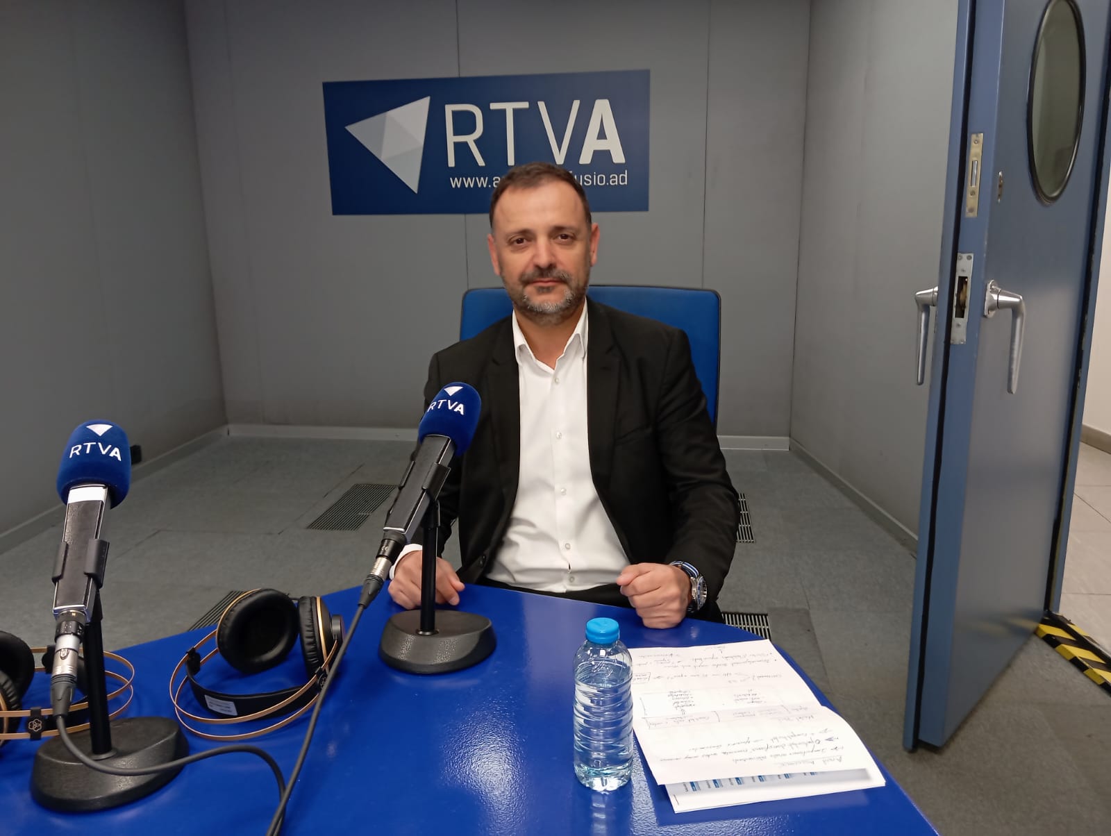 Entrevista a Eduard Jordi, degà del Col·legi d'Economistes