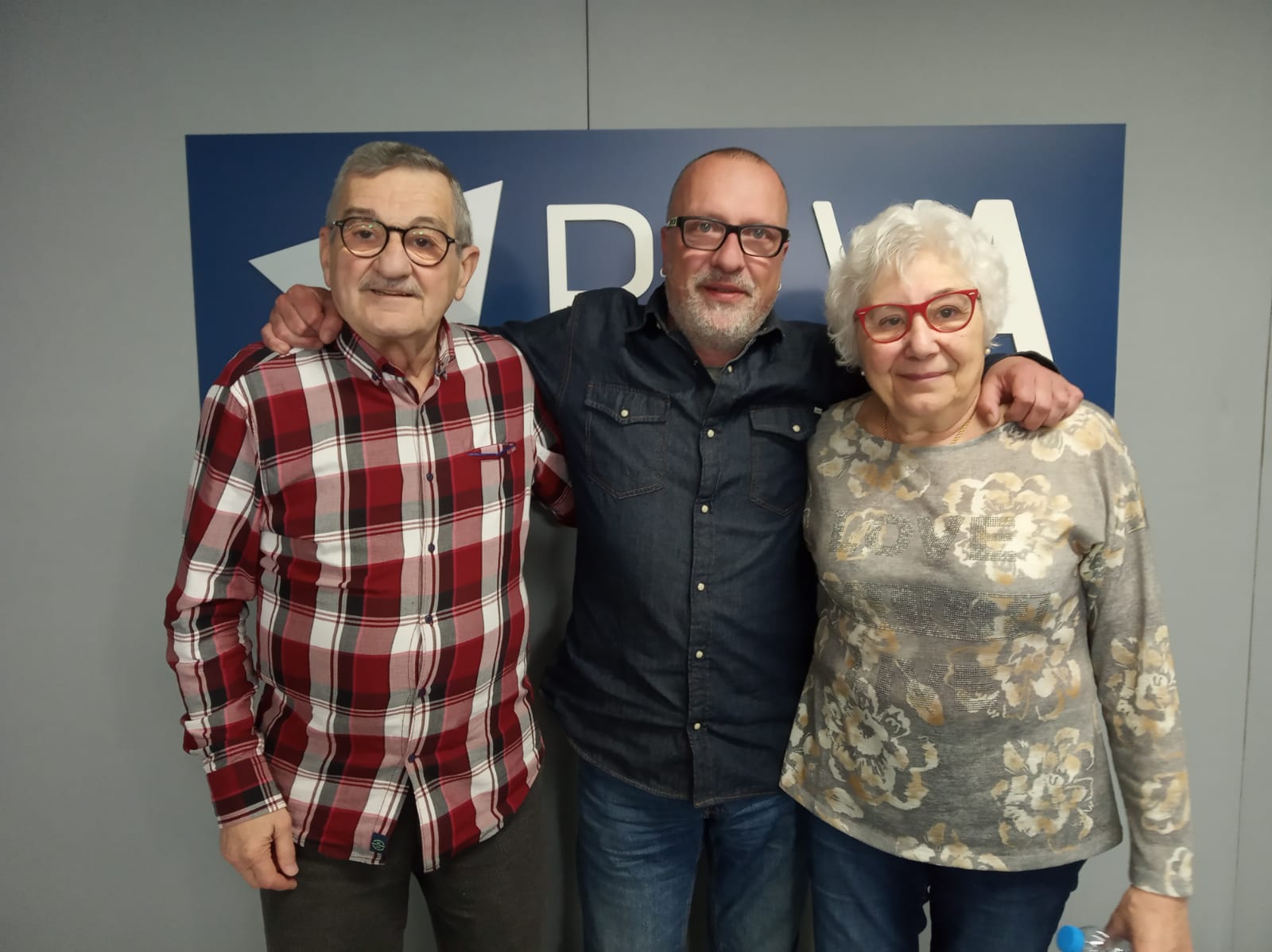 El cafè dels matins amb Elena Sans i Alfons Drets, pioners del bàsquet a Andorra i socis d'honor del MoraBanc