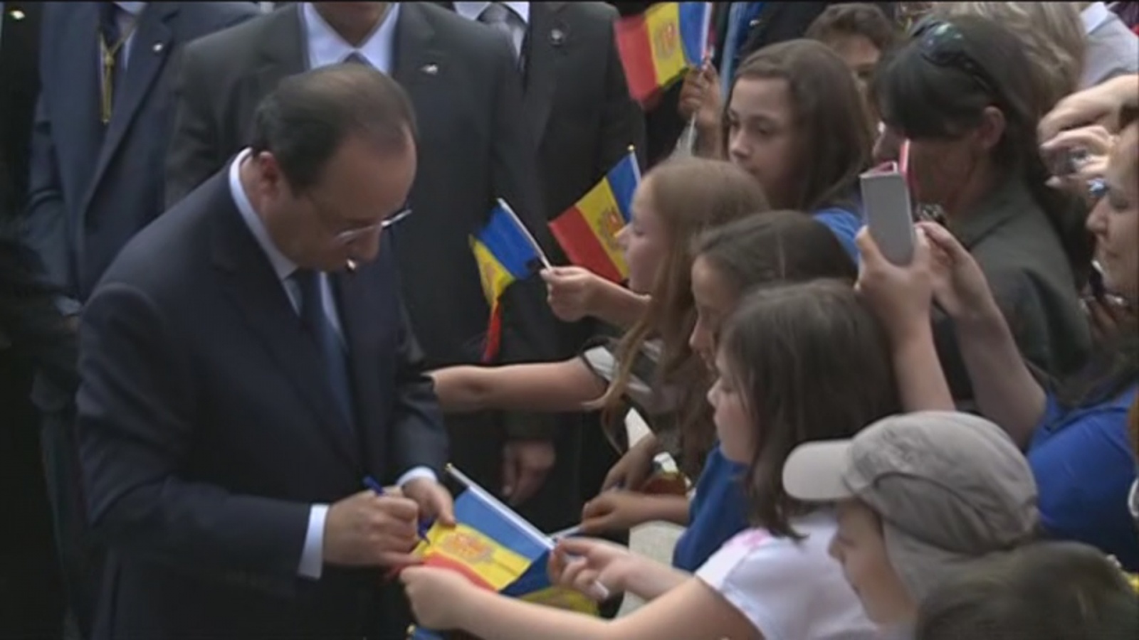 Hollande visita la parròquia d'Encamp 