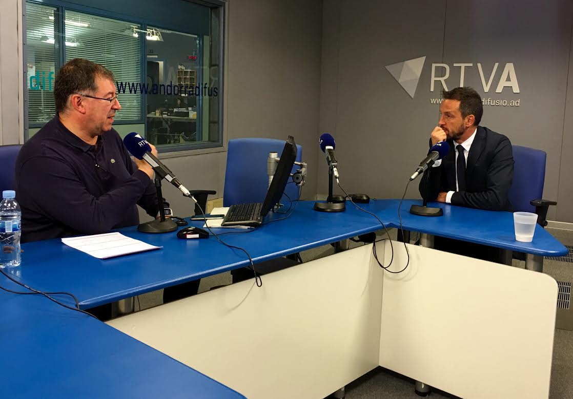 El cafè de l'Arai aquí amb Pere López