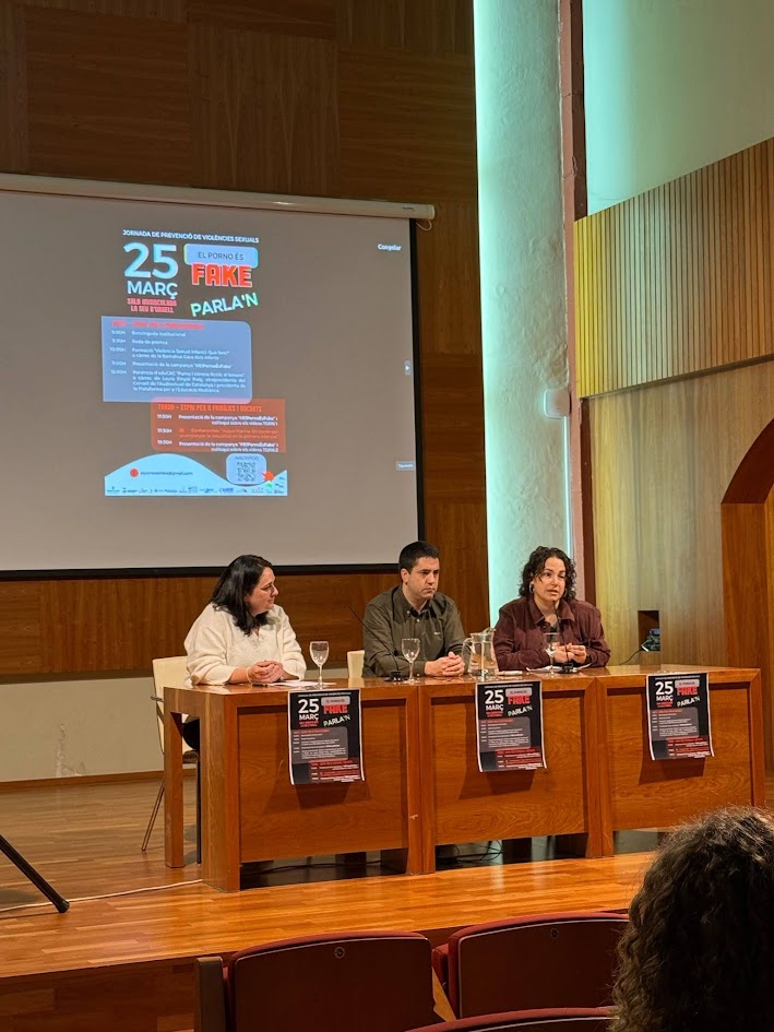 El porno és fake, la campanya per conscienciar els adolescents