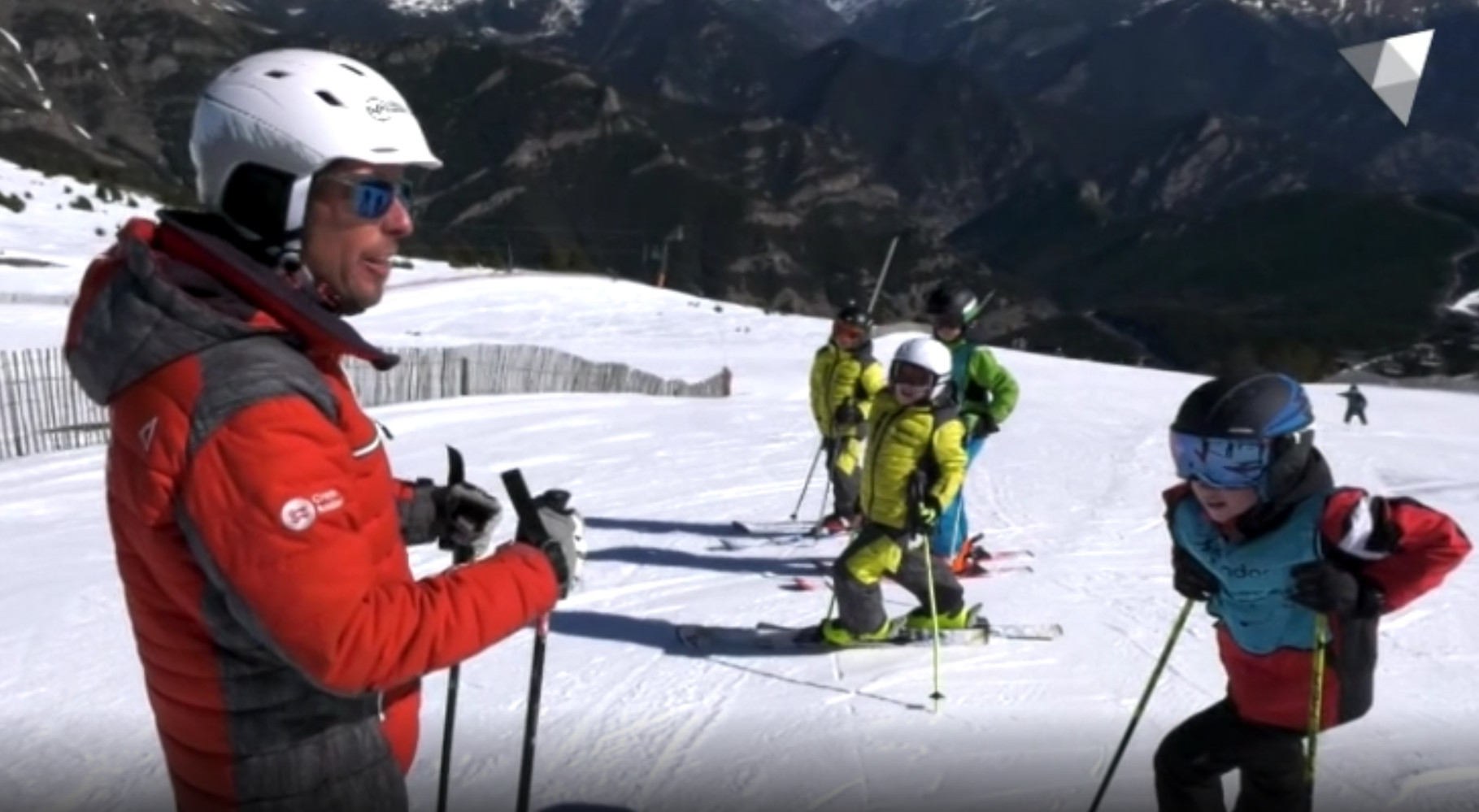 Espai Neu - Snowplus, un club d'esquí no competitiu